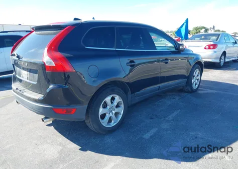 2013 Volvo Xc60 3.2/3.2 Platinum/3.2 Premier/3.2 Premier Plus из США, поврежденный, VIN YV4952DL2D2384606